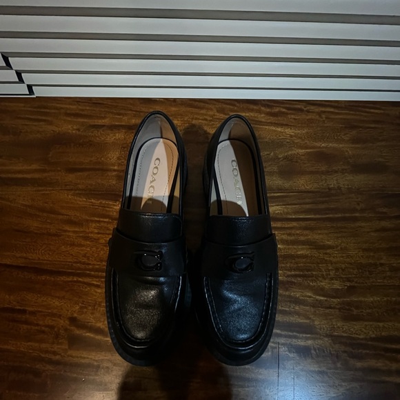 Coach Black Leah Loafers - Picture 1 of 3